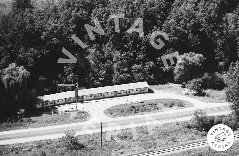 Montague Mountain Inn (Montague Inn, Hilltop Motel) - 1981